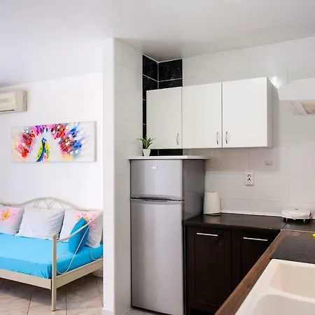 Adrian Apartment *